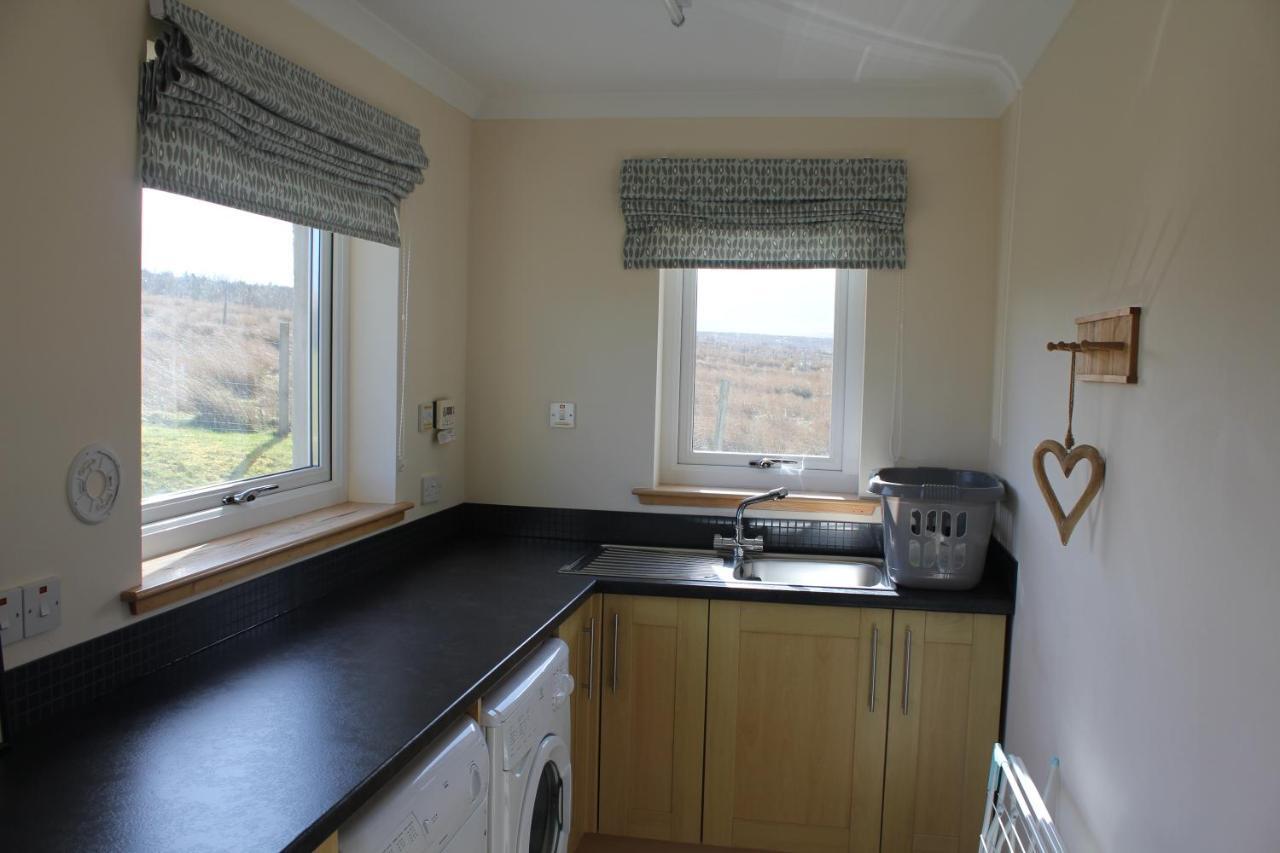 Trotternish Ridge View Apartment Staffin Bagian luar foto